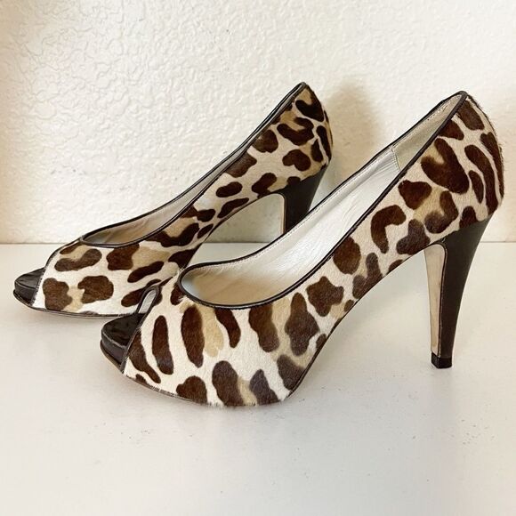 Vintage Barneys New York heels textured leopard print pee toe pumps. 38 - Picture 2 of 12